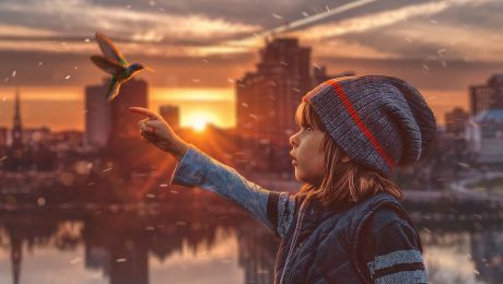 Dicționarul viselor: ce înseamnă când visezi un copil mic