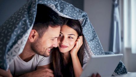 7 filme online de dragoste. Trebuie sa le vizionezi împreună cu iubita sau iubitul