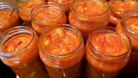 Rețeta pentru zacuscă de fasole. Cum se prepară și ce ingrediente îți trebuie