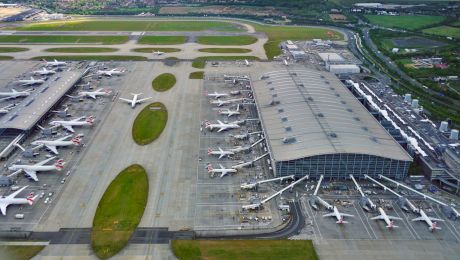 Top 3 cele mai mari aeroporturi din Europa