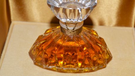 Care sunt, de fapt, cele mai scumpe parfumuri din lume la ora actuală