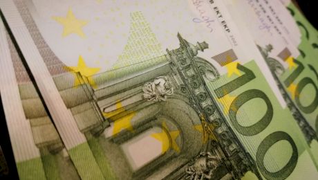 Curs Valutar BNR, 15 septembrie. Preț euro, dolar și lira sterlină