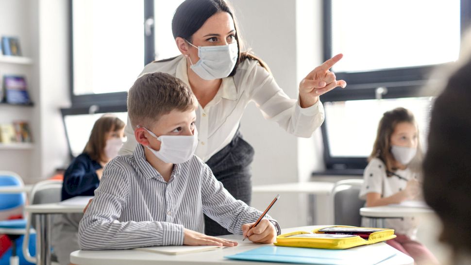 Salarii Profesori. Câți bani vor încasa aceștia cu toate bonusurile și bonurile de masă