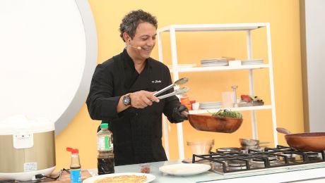 Sorin Bontea CV. Ce studii are, când s-a născut, unde a mai lucrat până să devină vedetă