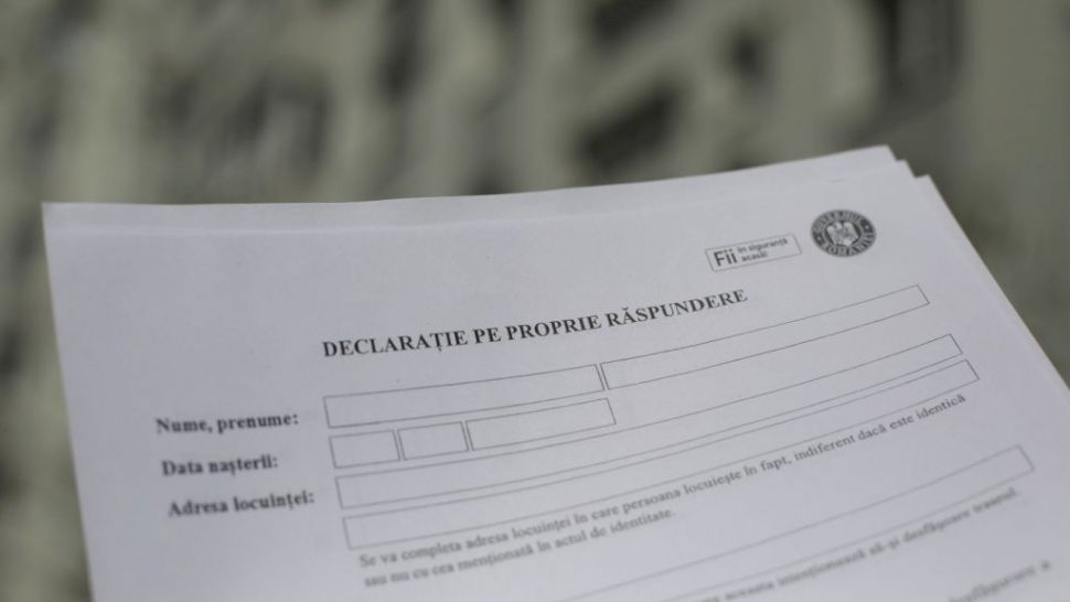 Descarcă declarație pe propria răspundere obligatorie din 9 noiembrie. Model PDF. O poți folosi și pe telefon