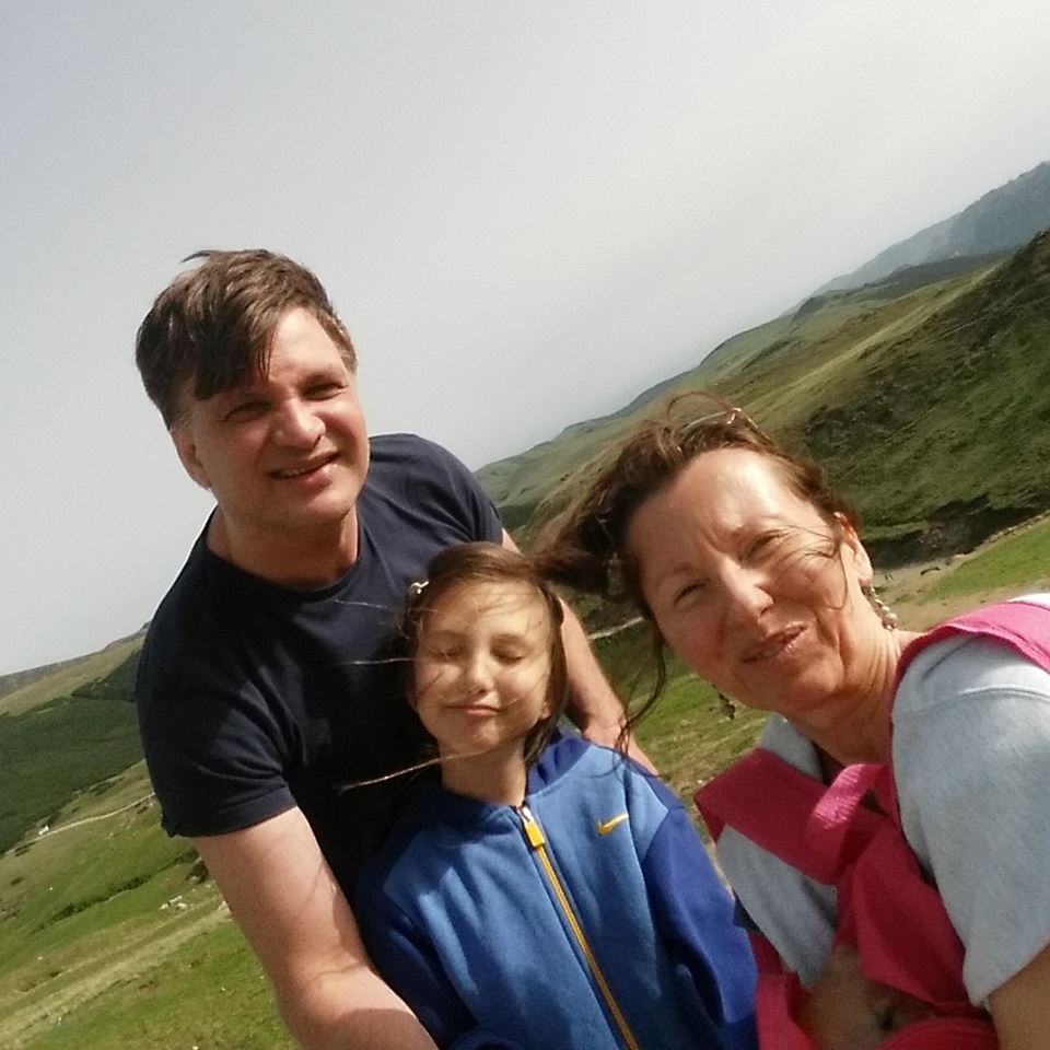 Mihai Onilă, alături de fetița lui și fosta soție