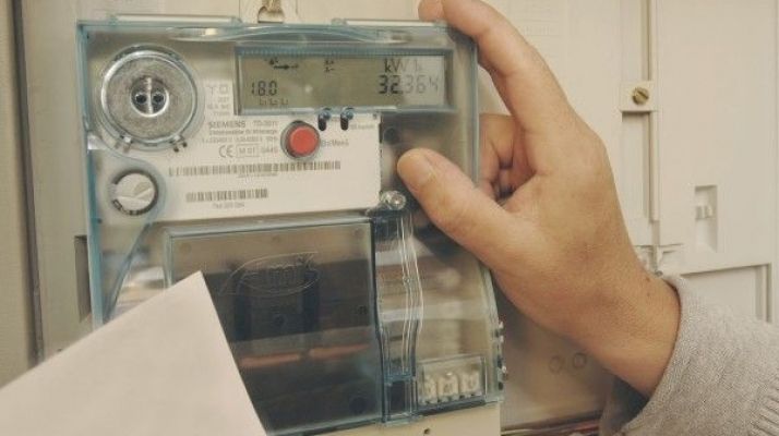 Ce se întâmplă dacă nu schimbi furnizorul de energie electrică la 1 ianuarie 2021?