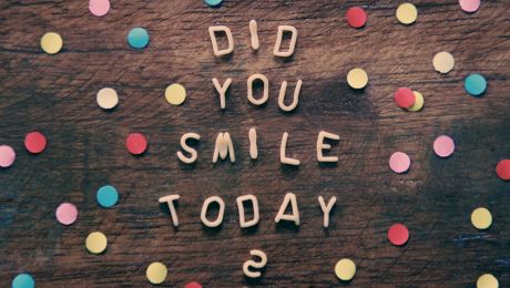 Cele mai frumoase 10 citate în imagini despre zâmbet. FOTO