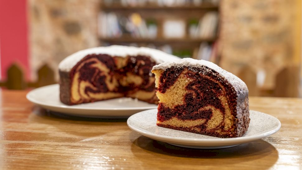 Cât timp trebuie să frămânți coca de cozonac și cât timp trebuie să o lași să se odihnească