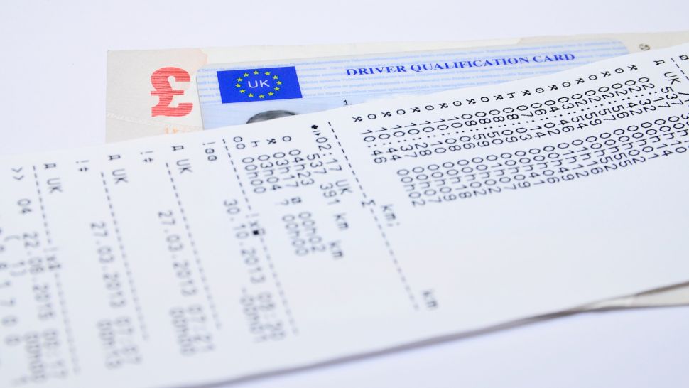 Fișă de înmatriculare auto. Cum trebuie să arate și ce să conțină. Descarcă modelul PDF