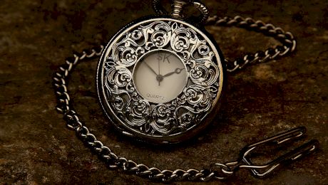 Cele mai simple și eficiente metode prin care poți curăța argintul, bronzul sau aurul