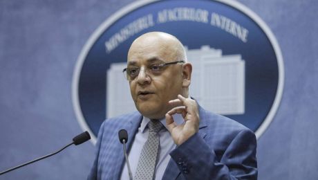 Klaus Iohannis anunță relaxarea măsurilor, Raed Arafat trage un semnal de alarmă: „Pandemia nu a trecut”