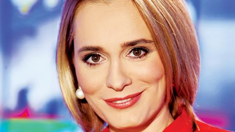 Andreea Esca: CV, vârstă, înălțime, greutate, avere, familie, afaceri. Salariu la Pro TV