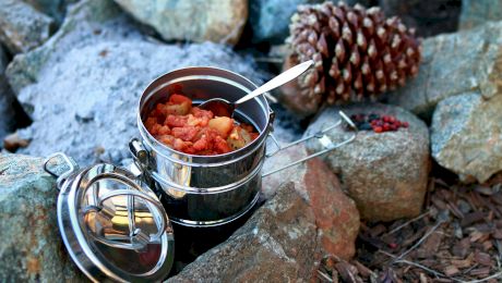 Cea mai simplă rețetă de mâncare de cartofi sau tocăniță de cartofi