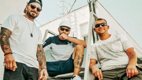 Uzzi, BUG Mafia: CV, Biografie, Afaceri, Avere Familie, Inălțime, Greutate, Albume