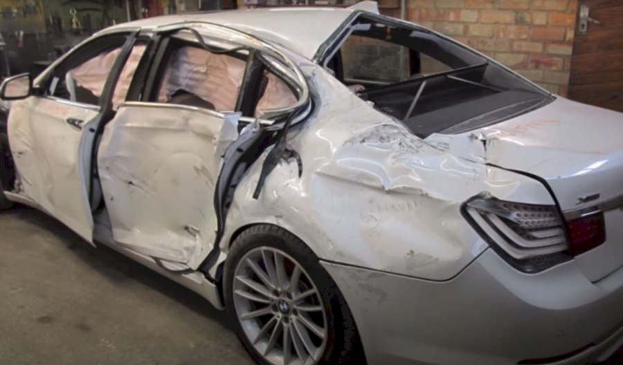 Cum se repară, de fapt, o daună totală. Care este procesul. VIDEO