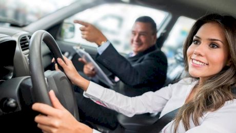 Cum se obține atestatul de instructor auto. Ghid complet