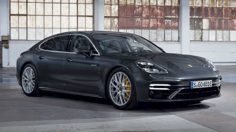 Cât costă, de fapt, să întreții un Porsche Panamera
