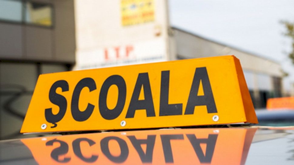 Ce mașini poți conduce la vârsta de 16 ani? Cum poți lua un astfel de permis de conducere timpuriu?