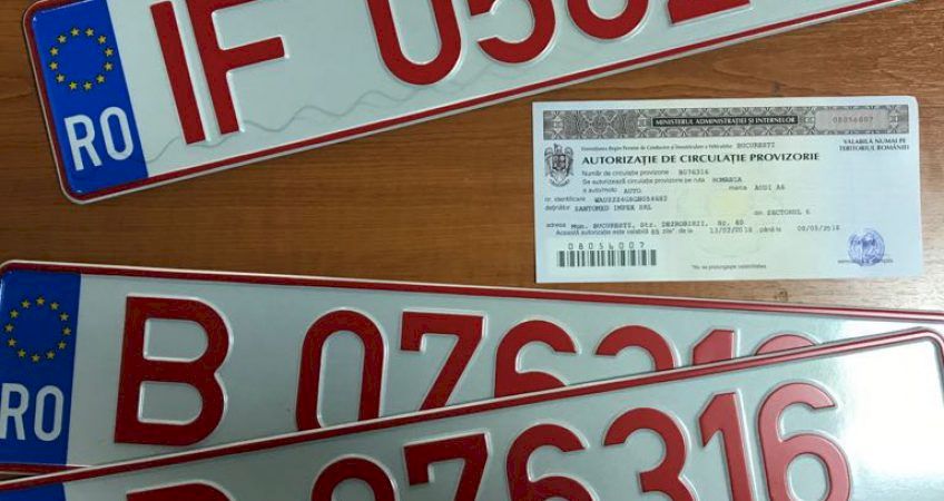 Trebuie sau nu să plătești rovinieta atunci când ai numere roșii. Ce spune legea în această situație