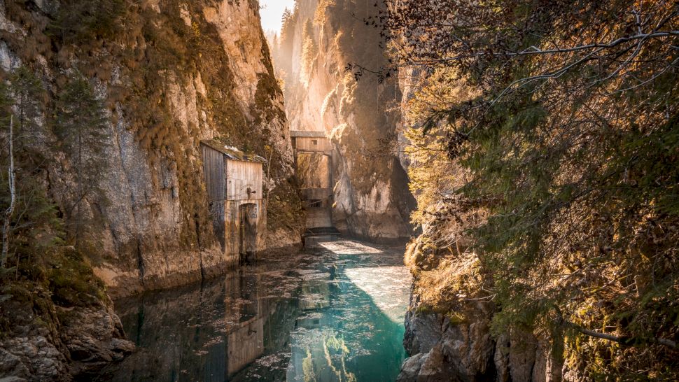 Lacul Scropoasa. Traseu, locuri de vizitat, activități turistice și cazare. FOTO