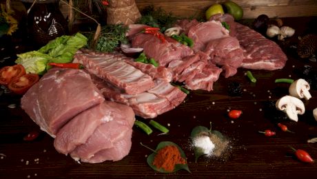 Ce preț a ajuns să aibă carnea de porc în pragul sărbătorilor de Crăciun și Revelion