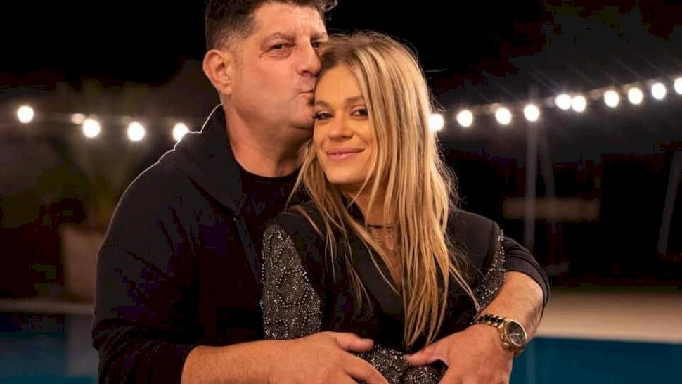 Emma Ștefan: CV, vârstă, înălțime, greutate, familie, soț, salariu la Radio ZU