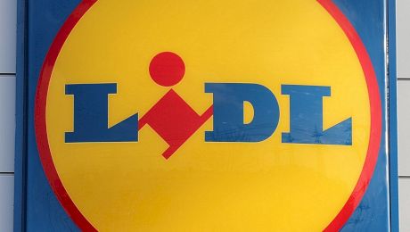TOP produse vândute la Lidl care dispar cu baxurile de pe rafturi și nu stau mai multe de câteva ore în magazine
