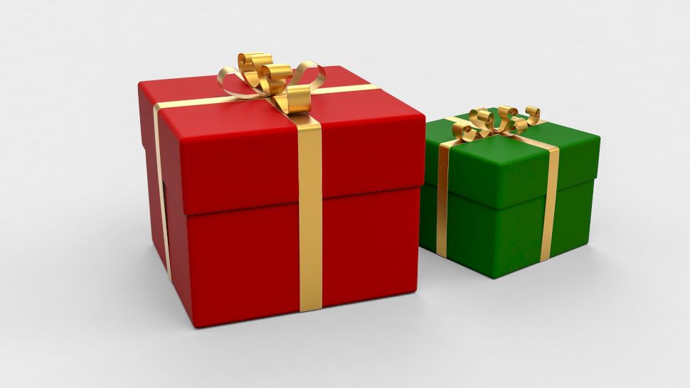 Cadouri deosebite pentru nași. 30 idei cu care n-ai cum să dai greș