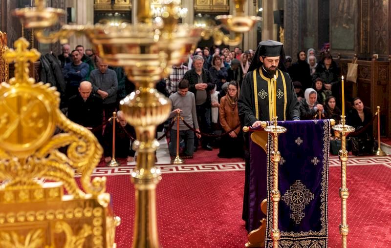 Rugaciune inainte de spovedanie. Ce trebuie sa rostesti inainte