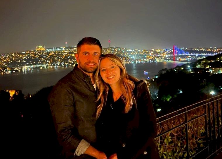 Cosmin Curticăpean: CV, biografie, varsta, afaceri, surse de venit - sotul Laurei Cosoi