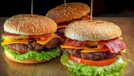 Cel mai bun Burger din Bucureşti. Top 5 burgerii din capitală