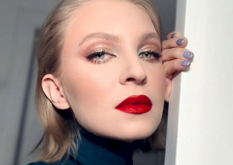 Malvina Işvan: CV, Biografie, Vârstă, înălţime, surse de venit afaceri