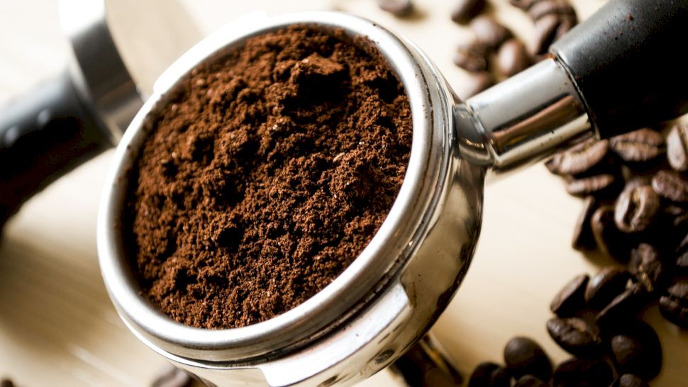 Cum se cultivă și procesează cafeaua pentru a obține cea mai bună calitate
