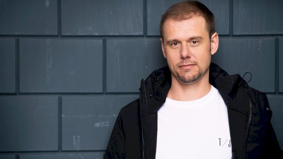 Armin van Buuren: CV, Vârstă, Biografie, Avere, Surse de venit, familie