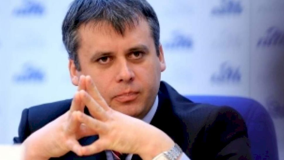 Adrian Criț CV, Vârsta, Biografie, Surse de Venit, Înălțime, Familie, Avere