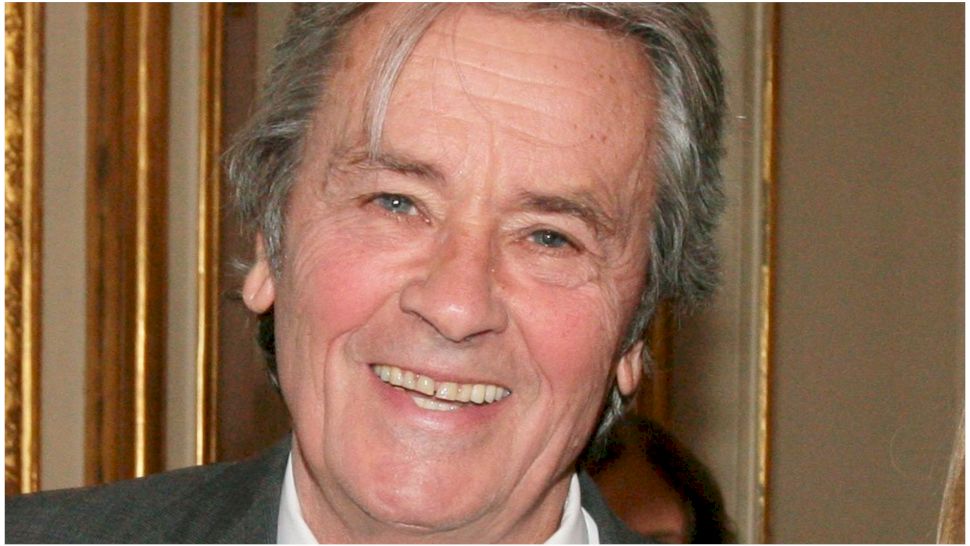 Alain Delon CV, Varsta, Biografie, Surse de Venit, Inaltime, Familie, Avere