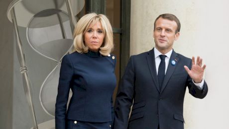 Din păcate este vorba de Brigitte Macron. Știrea a venit acum și face înconjurul lumii