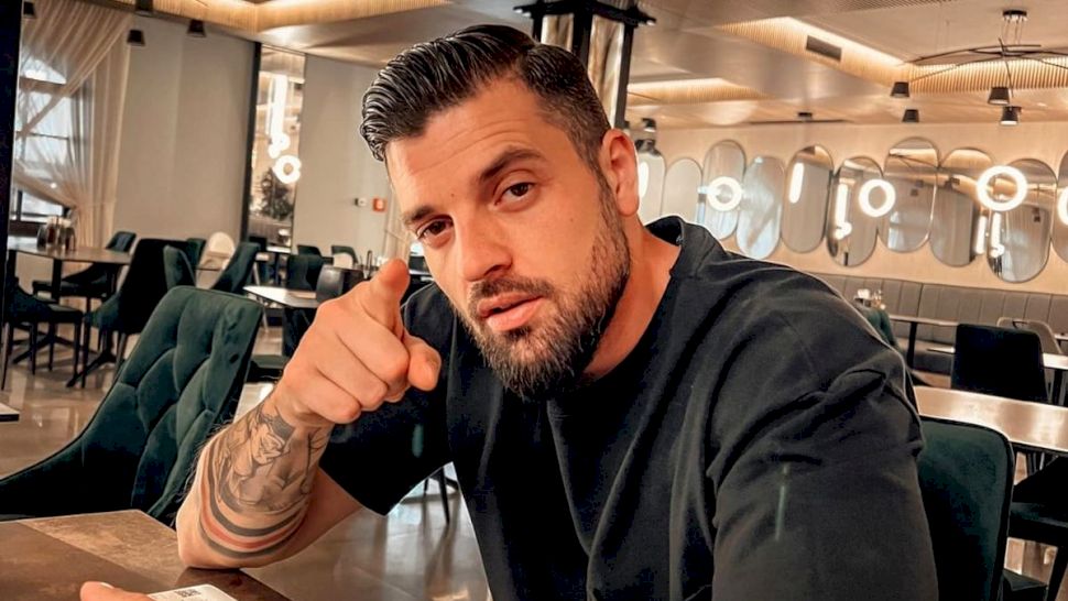 Bogdan Ionescu CV, Vârsta, Biografie, Surse de Venit, Înălțime, Familie, Avere