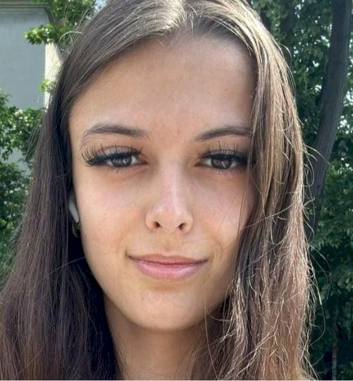 Catrinel Aniniș, Elevă Gorjeană Reprezentând România La Olimpiada Europeană De Informatică
