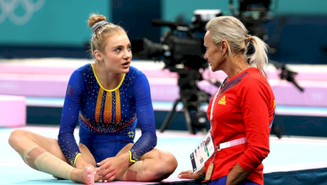 „S-a închis în cameră!” Sabrina Voinea, devastată de verdictul TAS! Mama gimnastei, dialog printre lacrimi