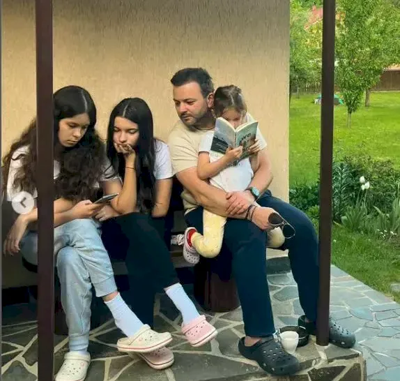 Sărbătoare mare în familia lui Mihai Morar: „De astăzi, familia Morar e majoră!” Cum arătau, tineri și emoționați, în ziua nunții