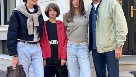 „Îmi plăcea de ea, dar era măritată și eu niciodată nu am avut relații cu femei măritate”. Cum a început relația dintre Nicolai Tand și soția lui, Monica