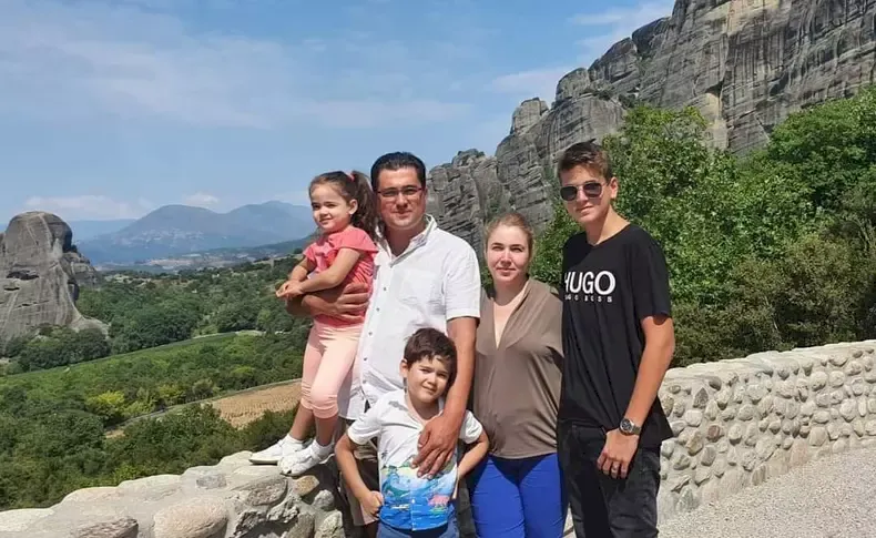 Cum arată copiii lui Gelu Voicu și ce vârstă au. Decizia luată de artist și de soția lui după nașterea celor trei moștenitori