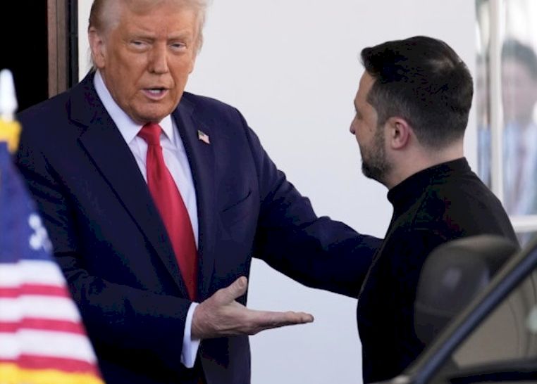 Planul lui Trump a funcționat: Zelenski a cedat. Casa Albă îi cere să facă „compromisurile necesare”