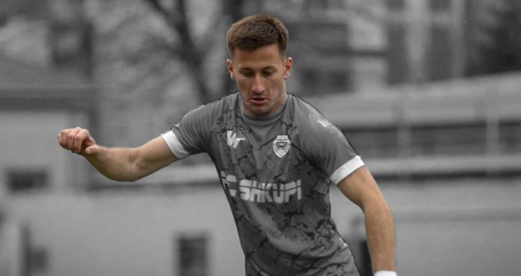 Andrej și-a pierdut viața în timp ce îi salva pe ceilalți din infernul clubului în flăcări. Avea doar 25 de ani și era un tânăr fotbalist care avea toată viața înainte