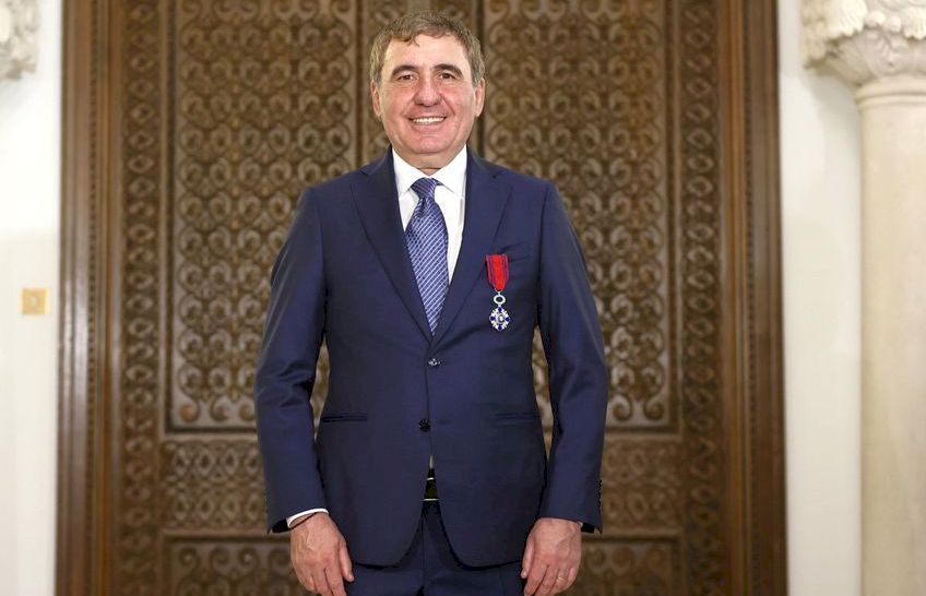 Gică Hagi, decorat cu Ordinul Național „Steaua României” » „Regele”, gâtuit de emoție, cu lacrimi în ochi! Nume mari au participat la ceremonie