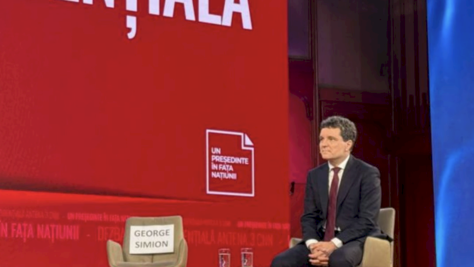 Nicușor Dan a dat în scris. Ce le-a promis românilor în direct la dezbatere. Ce scrie, de fapt, pe hârtie