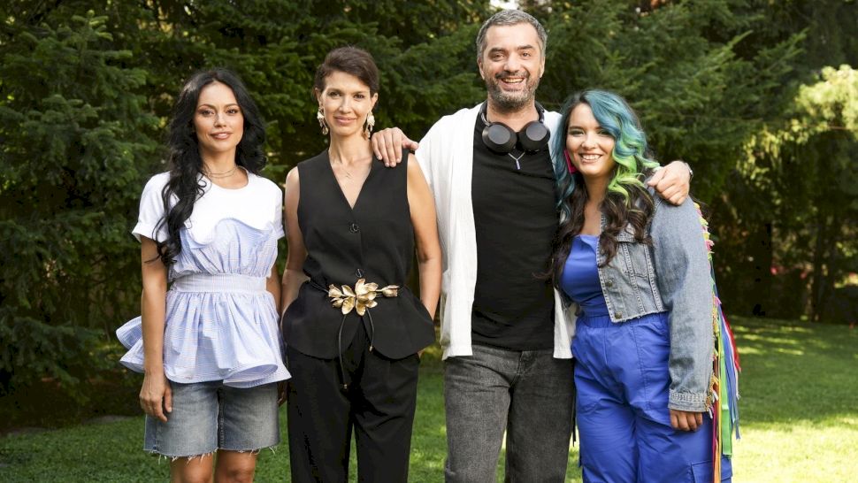 Cât de mare a crescut fiul lui Kamara. Puțini știu că mama lui Leon este acum actriță în 