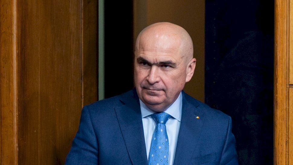 Guvernul pregătește o tăiere dură pentru mame: indemnizațiile pentru creșterea copilului ar putea scădea la 75%